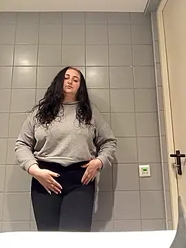 Bella 862 online show from 02/23/26, 10:23