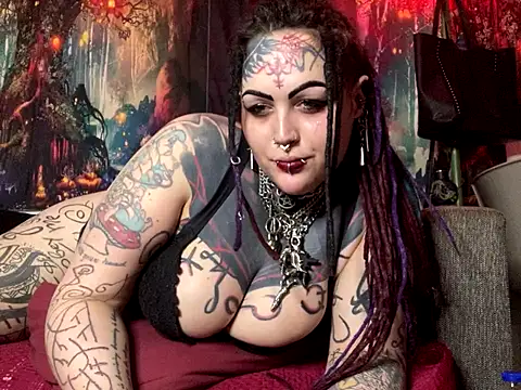 Snapshot of nyxvelon chatting on 11/06/25, 09:26 nyxvelon online show from 11/06/25, 09:26