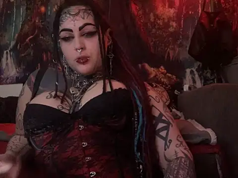 Snapshot of nyxvelon chatting on 11/27/25, 05:26 nyxvelon online show from 11/27/25, 05:26