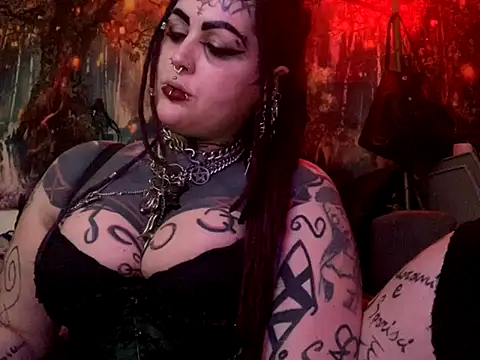 Snapshot of nyxvelon chatting on 12/02/25, 09:21 nyxvelon online show from 12/02/25, 09:21