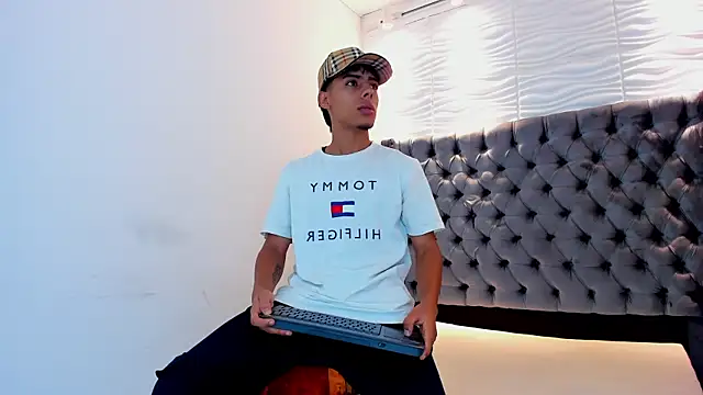 JACCOCK 4 online show from 11/04/25, 03:49