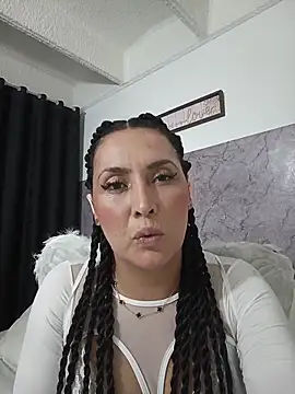 Nina-Velour online show from 10/17/25, 12:14