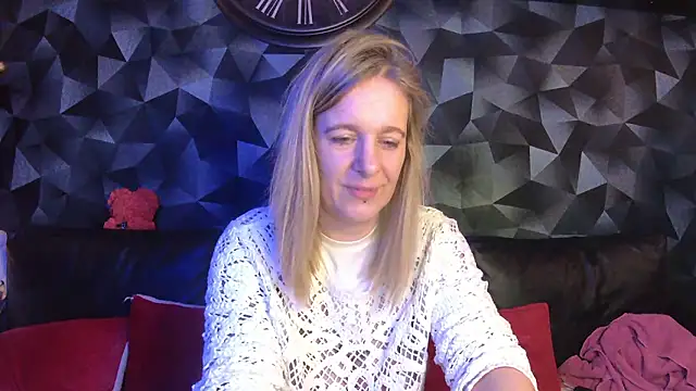 Delichieuse5 online show from 01/12/26, 09:09