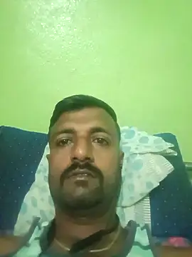 Snapshot of Hotcouplesindian1995 chatting on 06/20/26, 02:47 Hotcouplesindian1995 online show from 06/20/26, 02:47