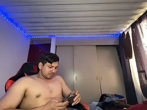 Snapshot of kaspar_6 chatting on 02/12/26, 09:54 kaspar 6 online show from 02/12/26, 09:54