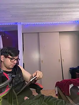 Snapshot of kaspar_6 chatting on 03/07/26, 05:10 kaspar 6 online show from 03/07/26, 05:10