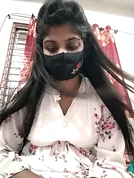 Queen-Any online show from 10/26/25, 02:56