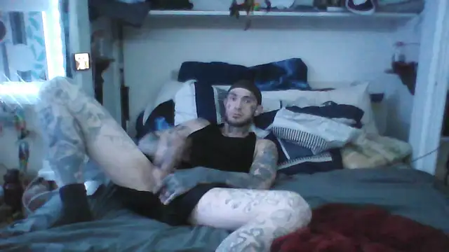 Snapshot of SWAGGDaddy93 chatting on 02/12/26, 07:47 SWAGGDaddy93 online show from 02/12/26, 07:47