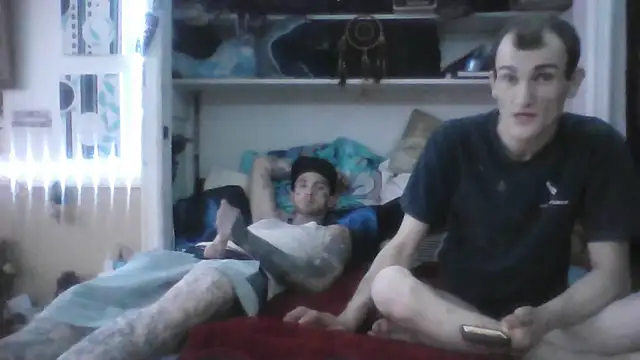 Snapshot of SWAGGDaddy93 chatting on 02/15/26, 12:25 SWAGGDaddy93 online show from 02/15/26, 12:25