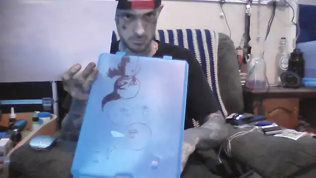 Snapshot of SWAGGDaddy93 chatting on 03/24/26, 10:42 SWAGGDaddy93 online show from 03/24/26, 10:42