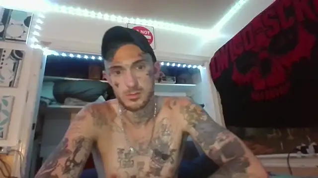 Snapshot of SWAGGDaddy93 chatting on 03/27/26, 08:26 SWAGGDaddy93 online show from 03/27/26, 08:26