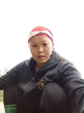 Snapshot of sumaybae chatting on 10/16/25, 12:33 sumaybae online show from 10/16/25, 12:33