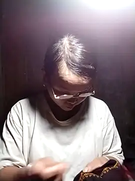 Snapshot of sumaybae chatting on 10/23/25, 01:10 sumaybae online show from 10/23/25, 01:10