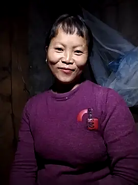 Snapshot of sumaybae chatting on 11/12/25, 09:14 sumaybae online show from 11/12/25, 09:14