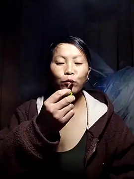 Snapshot of sumaybae chatting on 11/15/25, 12:34 sumaybae online show from 11/15/25, 12:34