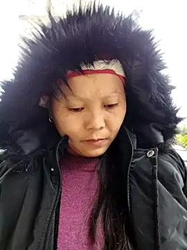 Snapshot of sumaybae chatting on 11/20/25, 05:18 sumaybae online show from 11/20/25, 05:18