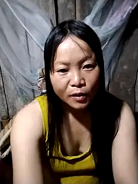 Snapshot of sumaybae chatting on 04/22/26, 10:22 sumaybae online show from 04/22/26, 10:22