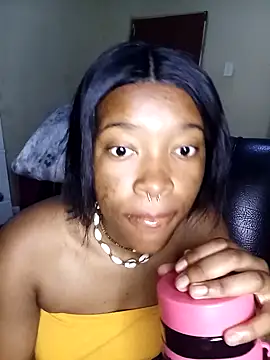 FreakieKay online show from 10/27/25, 02:04