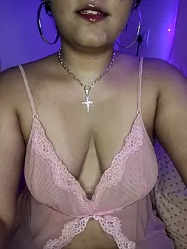 Snapshot of Curvy_Navya chatting on 11/01/25, 03:14 Curvy Navya online show from 11/01/25, 03:14