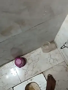 Snapshot of shohrab_hot chatting on 10/14/25, 08:37 shohrab hot online show from 10/14/25, 08:37