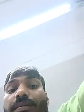 Snapshot of shohrab_hot chatting on 12/13/25, 07:53 shohrab hot online show from 12/13/25, 07:53