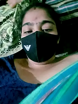 lasyalovely123456 online show from 10/25/25, 04:02