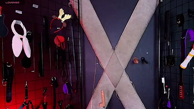 mranii queen bdsm  online show from 12/04/25, 03:49