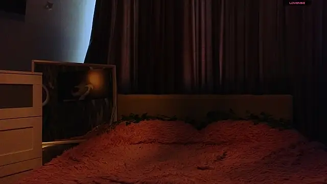 Snapshot of BelyingDentin chatting on 04/05/26, 02:47 BelyingDentin online show from 04/05/26, 02:47