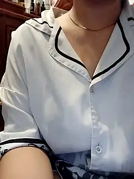 Babyloudi online show from 11/18/25, 05:01