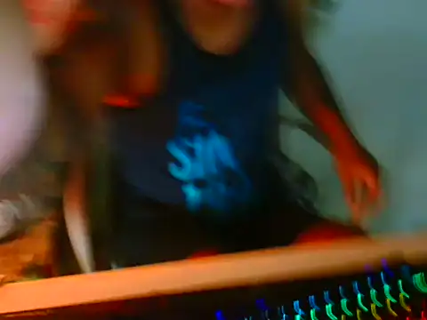 11Nchhugemassivecock17 online show from 10/06/25, 01:47