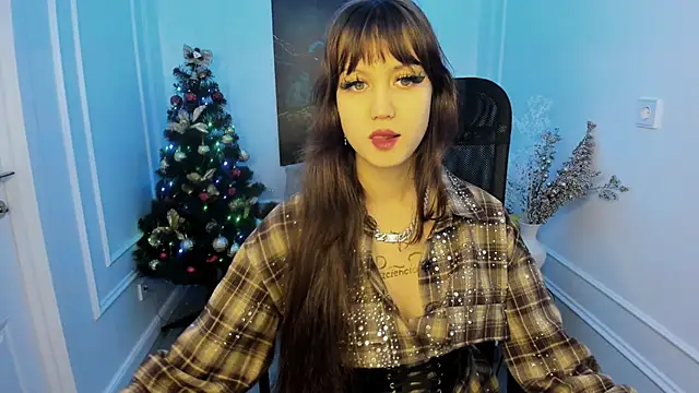 TiffanyYounge online show from 12/05/25, 12:25