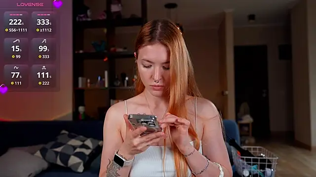 Snapshot of SsonicPorn chatting on 10/23/25, 04:28 SsonicPorn online show from 10/23/25, 04:28