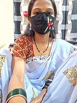 Snapshot of sexy_cpl_mh12 chatting on 04/06/26, 04:46 sexy cpl mh12 online show from 04/06/26, 04:46