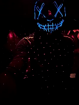 Snapshot of MK_SDZ chatting on 10/13/25, 12:43 MK SDZ online show from 10/13/25, 12:43