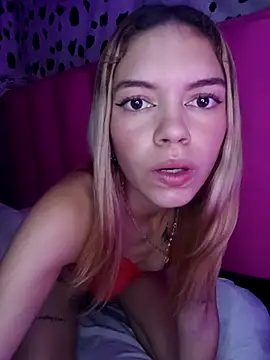 valeria cash online show from 10/05/25, 08:40