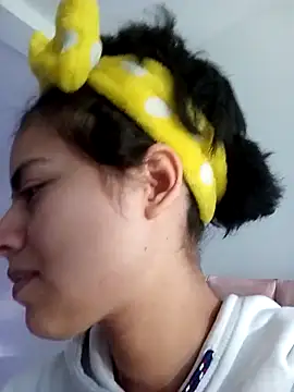 Snapshot of Eva_Feller69 chatting on 10/25/25, 04:24 Eva Feller69 online show from 10/25/25, 04:24