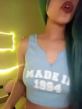 Snapshot of Eva_Feller69 chatting on 11/05/25, 03:17 Eva Feller69 online show from 11/05/25, 03:17