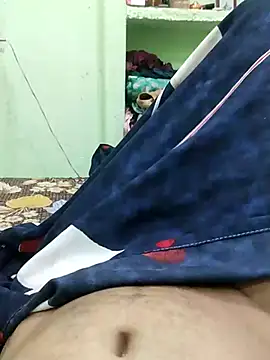 Snapshot of ROSHANI_234 chatting on 10/04/25, 07:23 ROSHANI 234 online show from 10/04/25, 07:23