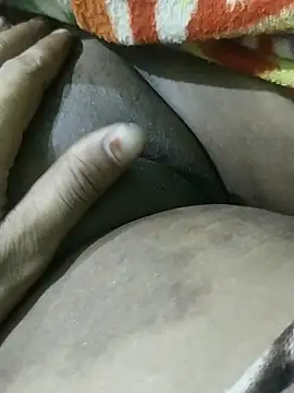 Snapshot of ROSHANI_234 chatting on 10/20/25, 06:08 ROSHANI 234 online show from 10/20/25, 06:08