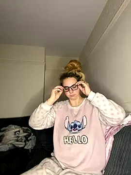 TabbyLovexox online show from 11/06/25, 07:20