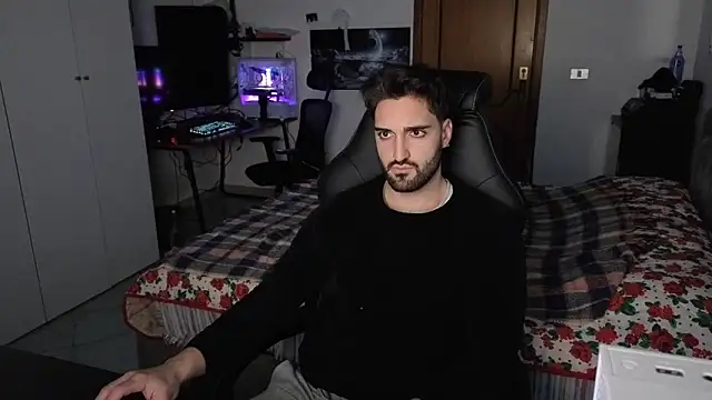 Al3xox02 online show from 02/02/26, 04:38