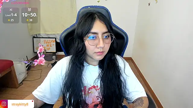 LoveLyy- online show from 01/10/26, 03:19