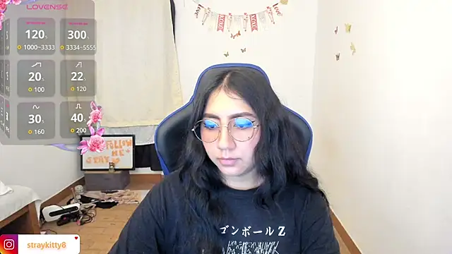 LoveLyy- online show from 06/23/26, 10:19