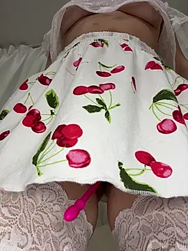 Aurynne online show from 02/19/26, 08:16