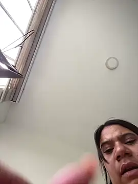 Stefany Bam online show from 12/16/25, 06:13