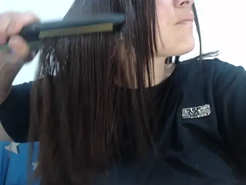 Snapshot of ASS_DIRTY chatting on 10/23/25, 04:01 ASS DIRTY online show from 10/23/25, 04:01