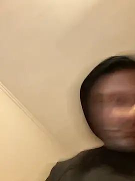 Snapshot of jfro553 chatting on 10/29/25, 09:16 jfro553 online show from 10/29/25, 09:16