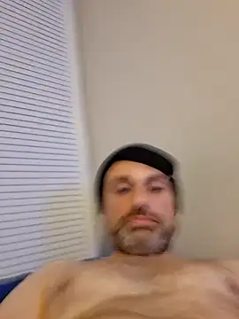 Snapshot of jfro553 chatting on 11/26/25, 08:37 jfro553 online show from 11/26/25, 08:37