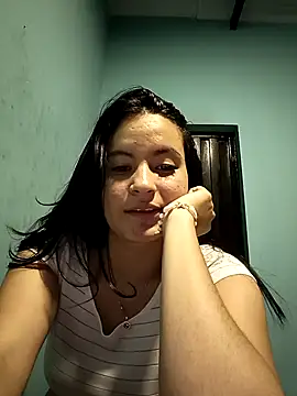 Snapshot of ammy_ys chatting on 10/08/25, 10:07 ammy ys online show from 10/08/25, 10:07