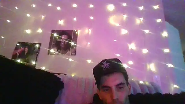 nvthvn555 online show from 10/28/25, 01:42